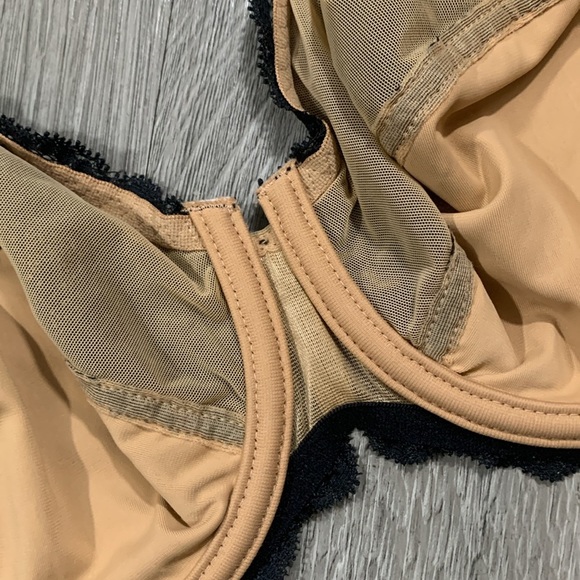 Chantelle Lingerie Rive Gauche Full Coverage Underwire Black Bra size 34D - Picture 9 of 14